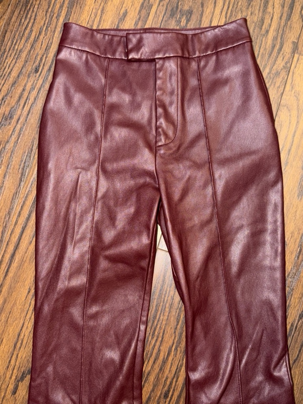 7 For All Mankind Burgundy Faux Leather Leggings - Picture 3 of 9